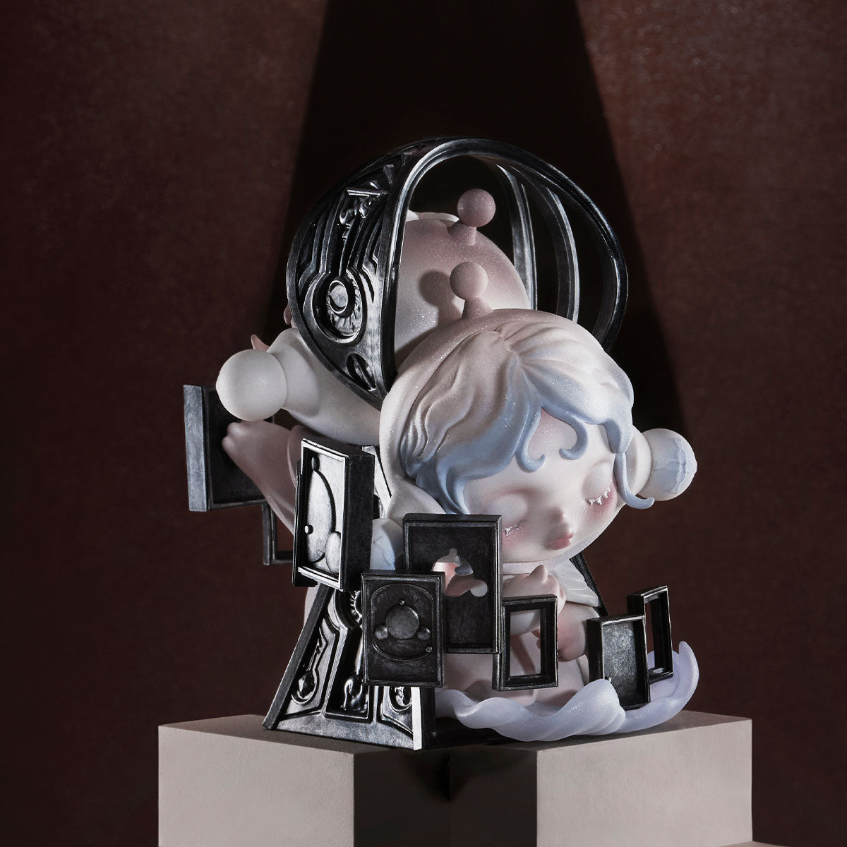【Sale】SKULLPANDA The Paradox Series Blind Box Figures