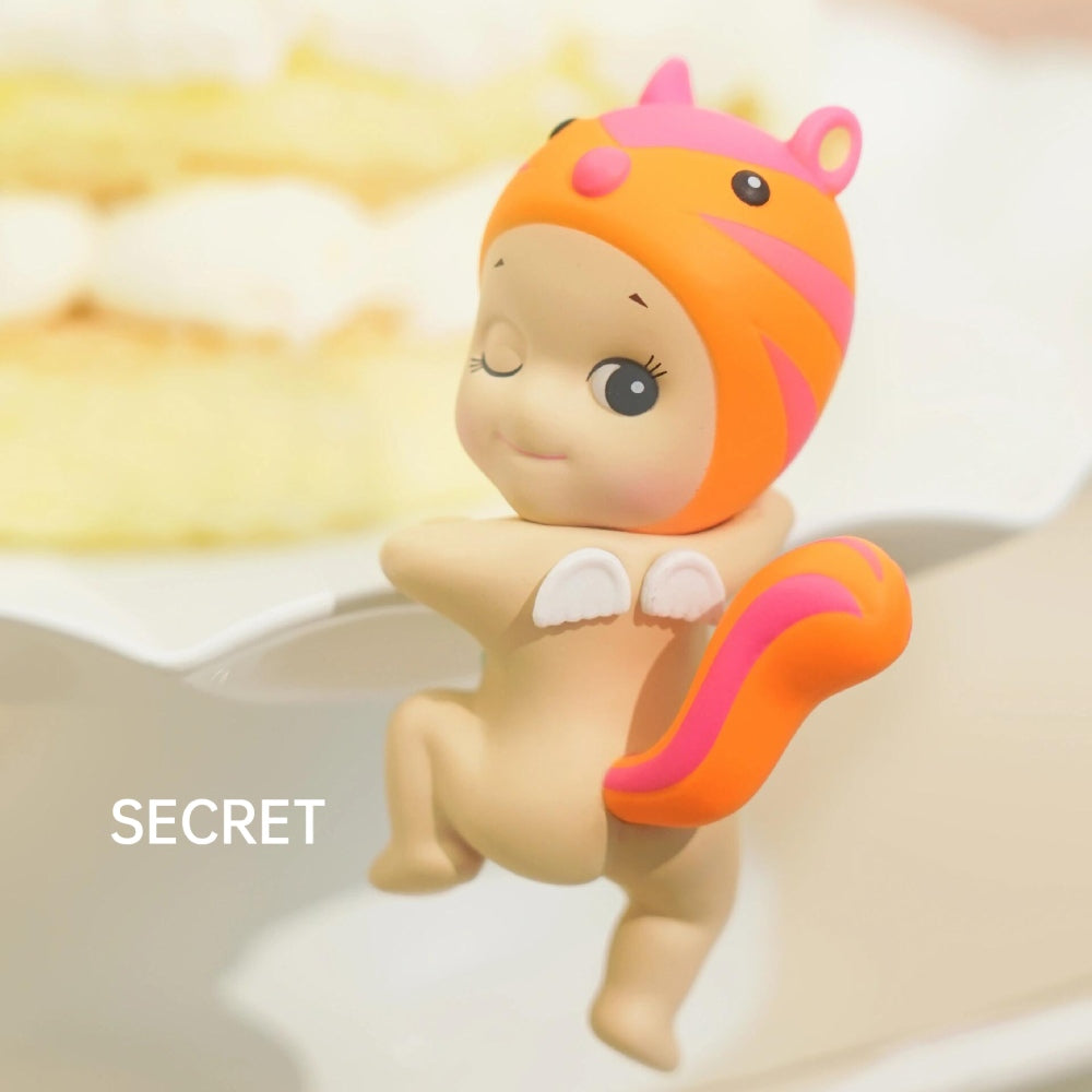 【Sale】Sonny Angel Hippers LOOKING BACK Series Decorative Mini Figure Blind Box