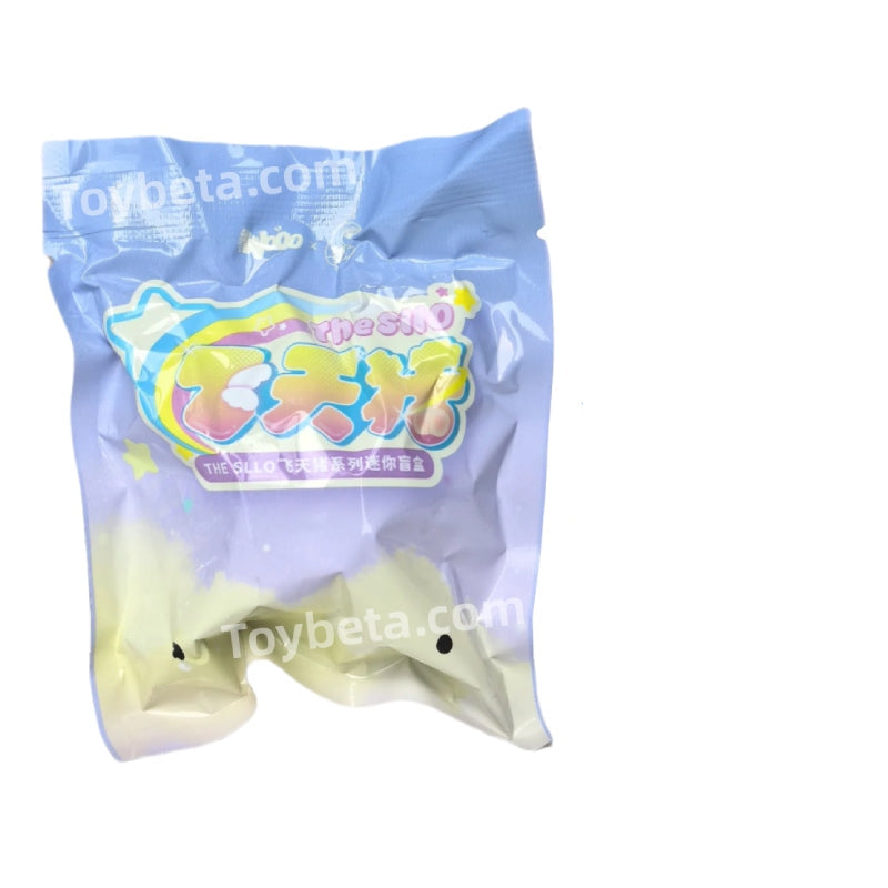 THE SLLO Flying Pig Series Beans Blind Box