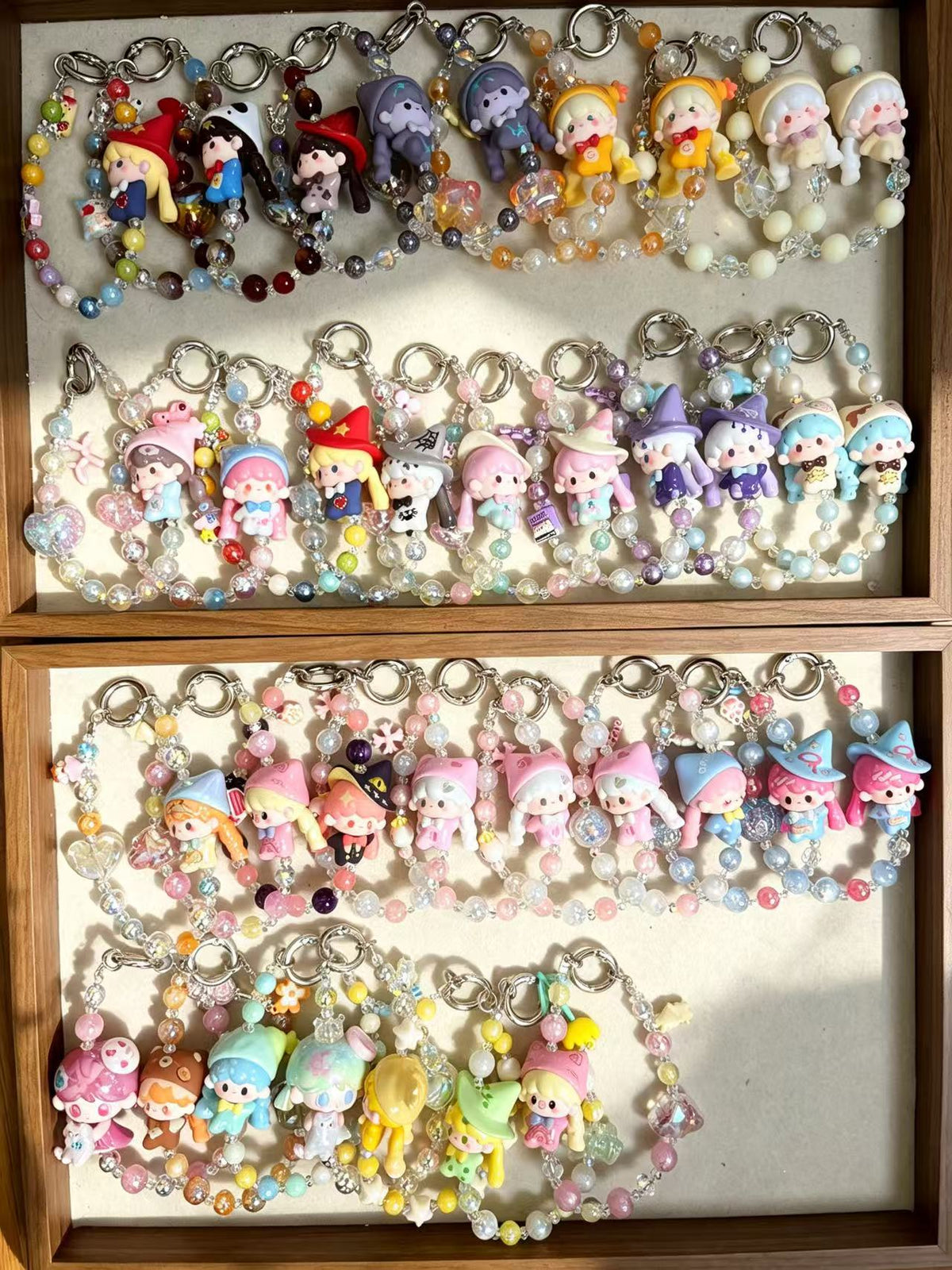 MAMALOTUS Handmade Beaded Keychain with Cute Mini Figure, Kawaii Collectible Bag Charm, Blind Bag Mini Doll Pendant