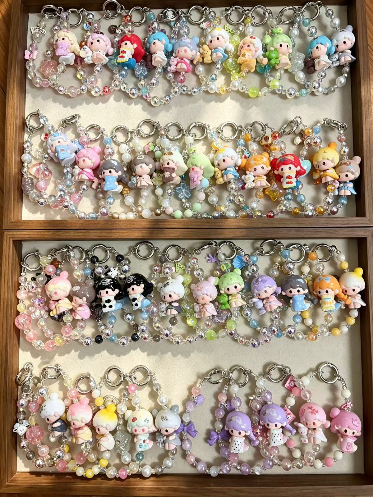 MAMALOTUS Handmade Beaded Keychain with Cute Mini Figure, Kawaii Collectible Bag Charm, Blind Bag Mini Doll Pendant